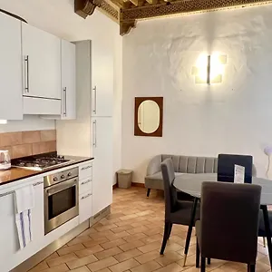 https://gh-paradiso-apartments.it-tuscanyhotel.com